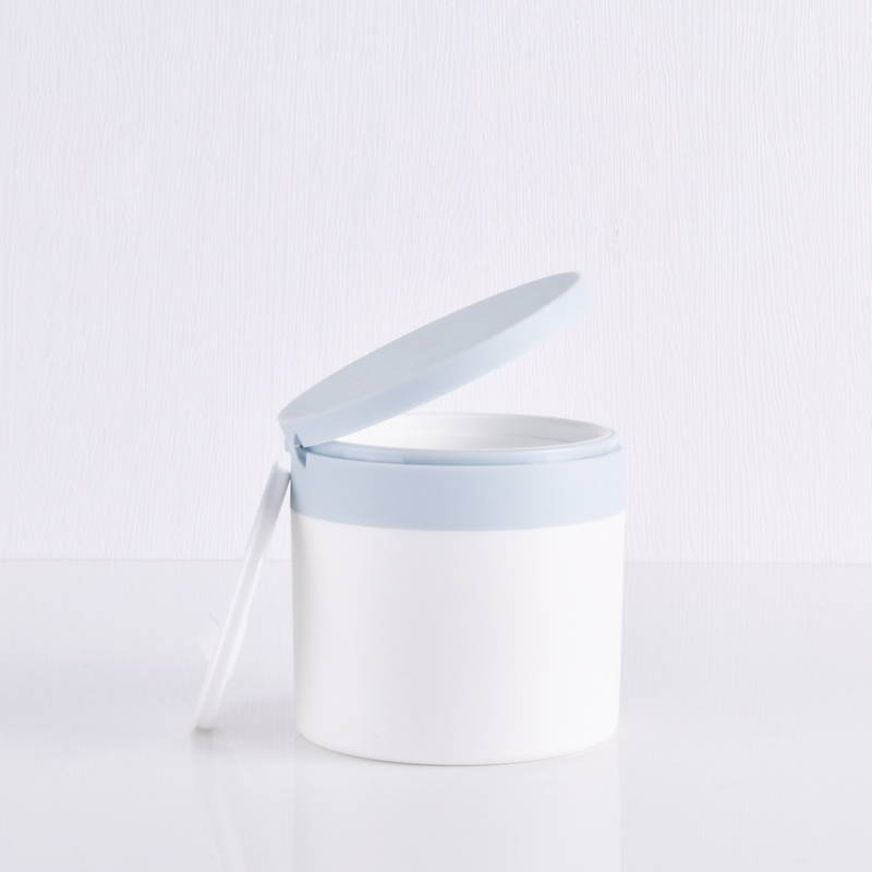 High Quality Body Scrub Facial Mask Container 100g 150g Plastic PP White Cosmetic Cream Jar with Spoon