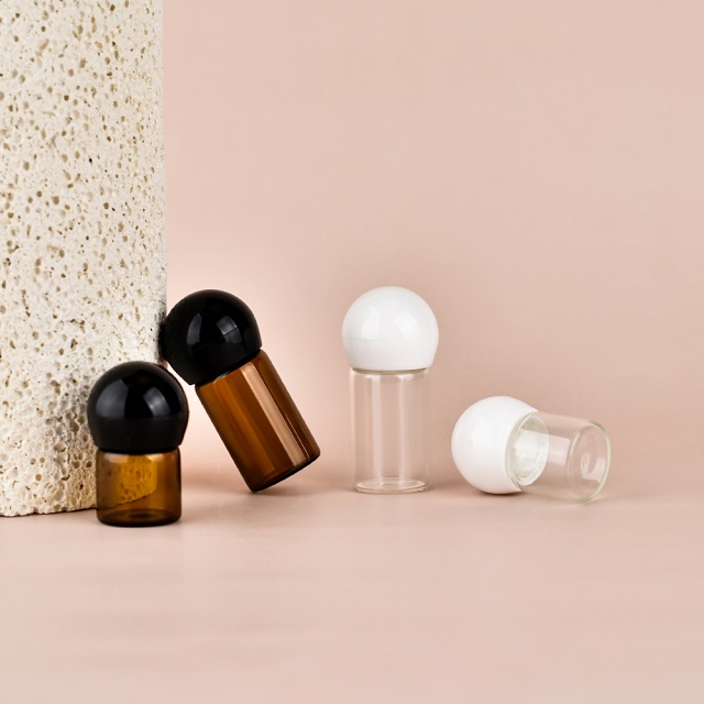 Wholesale Transparent Brown 1ml 2ml 3ml Small Ball Cap Essential Oil Bottle Empty Facial Care Cosmetic Packaging Container