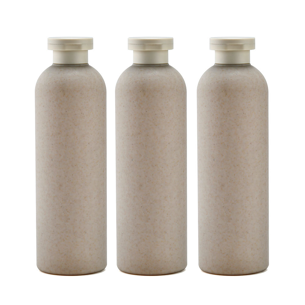 Biodegradable wheat straw plastic bottle