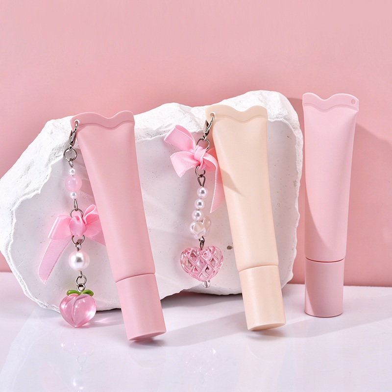 10ml Plastic PE Cosmetic Lip Gloss Lipstick Lipbalm Lip Scrub Squeeze Container Packaging Tube with Keychain