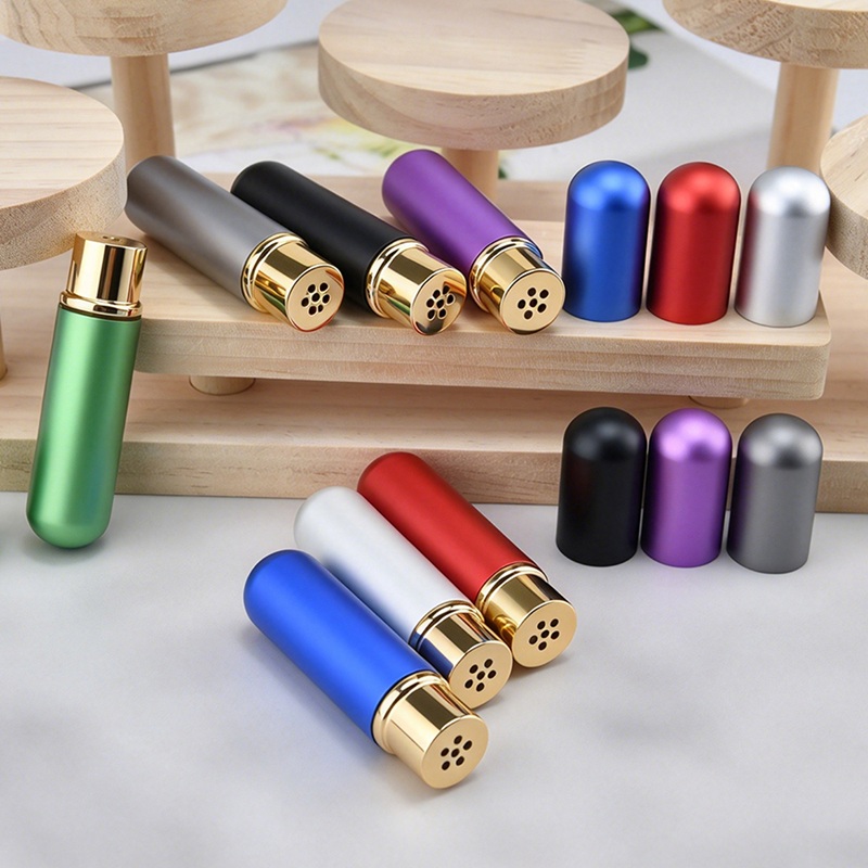 Factory Custom Metal Aromatherapy Bottle 5ml Nasal Inhaler Bottle With Cotton Core Mini Perfume Bottle Luxury for Travel