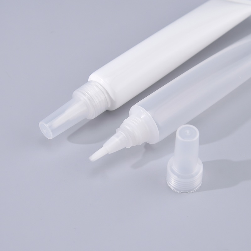 Custom logo 10ml 15ml 20ml Refillable Leak Proof Cosmetic Container Nail Oil Empty Cuticle Oil Plastic Tube with Brush