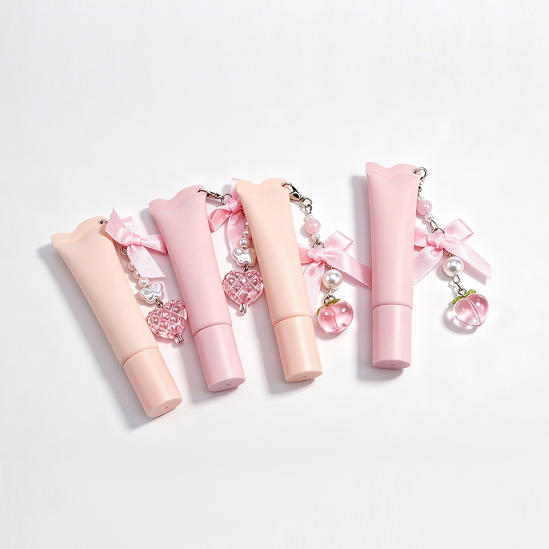 10ml Plastic PE Cosmetic Lip Gloss Lipstick Lipbalm Lip Scrub Squeeze Container Packaging Tube with Keychain