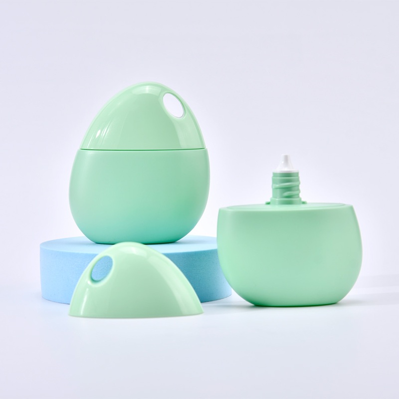 Empty Customizable 30ml 50ml Screen Printing Squeeze Packaging Portable Hanging PE Plastic Sunscreen Hand Cream Bottle