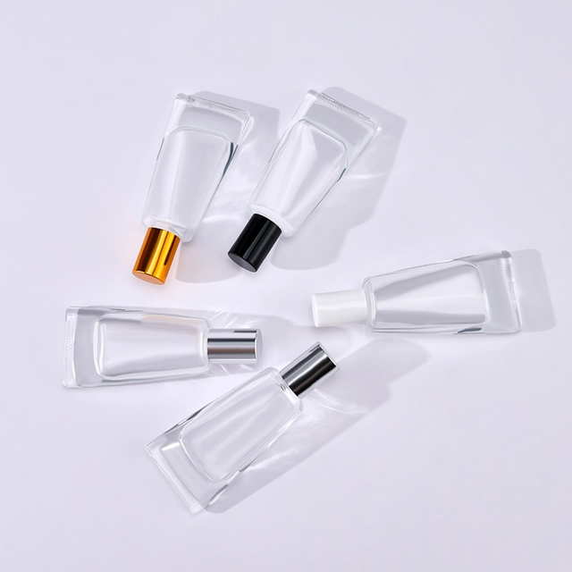 Refillable Serum Cosmetic Packaging 10ml Transparent Essential Oil Fragrance Perfume Oil Roll on Glass Bottle with Roller Ball