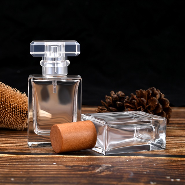Customized Empty Perfume Fragrance Spray clear 30ml 50ml 60ml Glass Perfume Spray Bottle